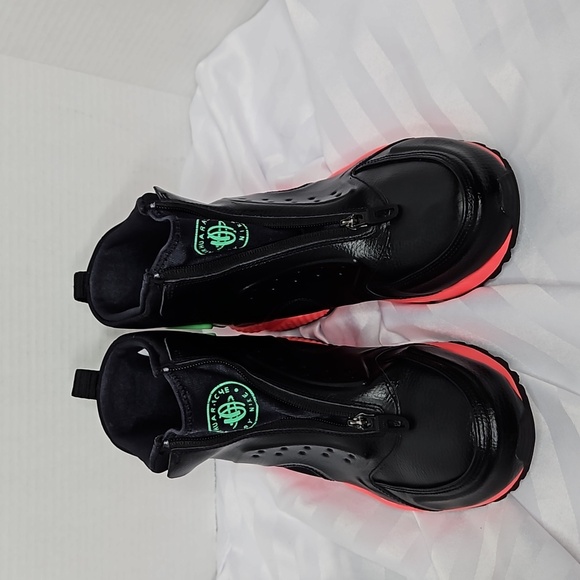 NIKE AIR HUARACHE WOMEN'S SIZE 10 SNEAKERS BLACK,PINK,LIME GREEN HIGH TOPS - Picture 3 of 10